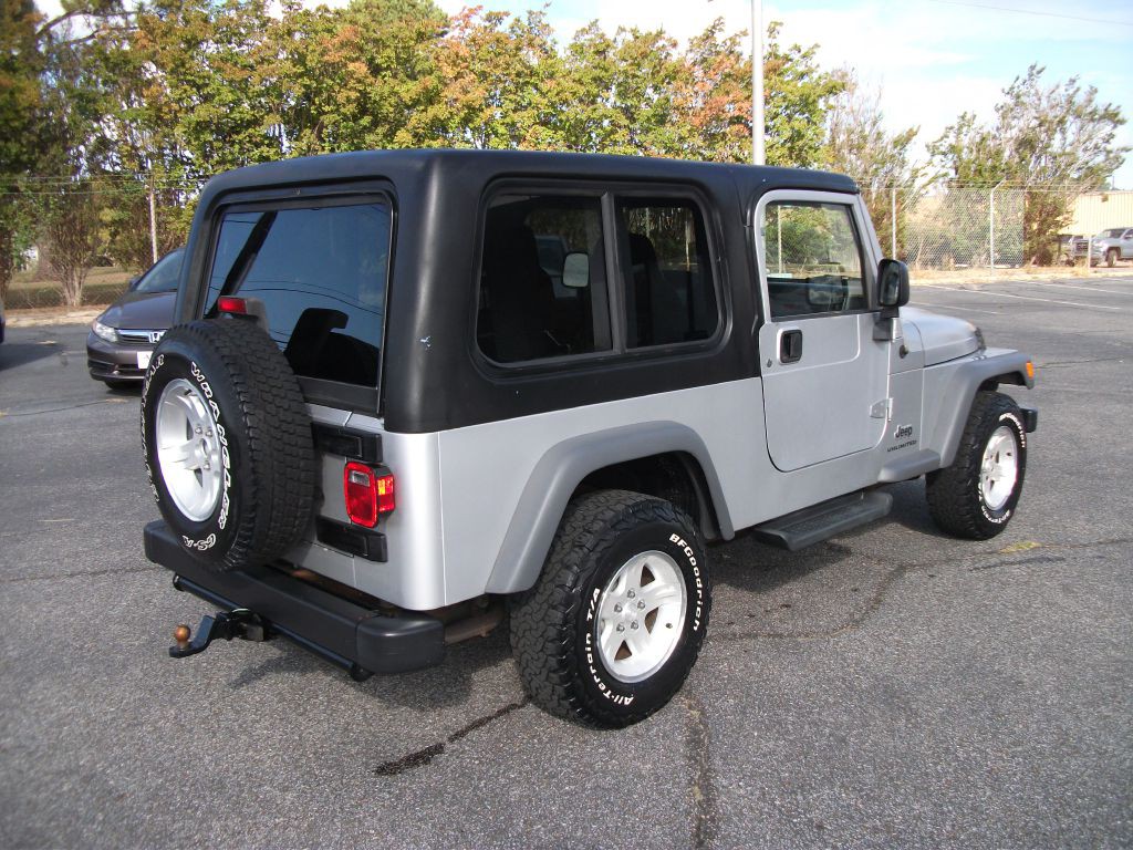 2005 Jeep Wrangler Image 3