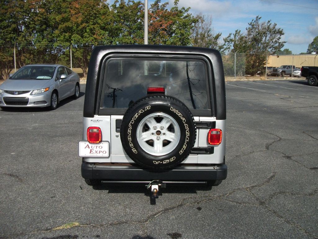 2005 Jeep Wrangler Image 8
