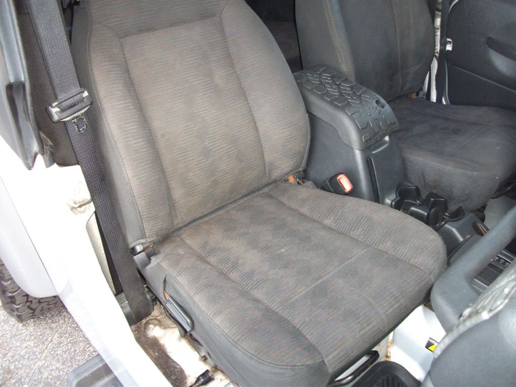 2005 Jeep Wrangler Image 12
