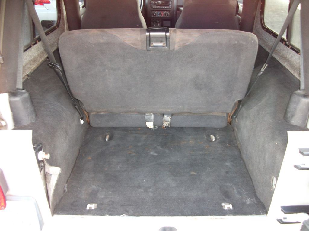 2005 Jeep Wrangler Image 13