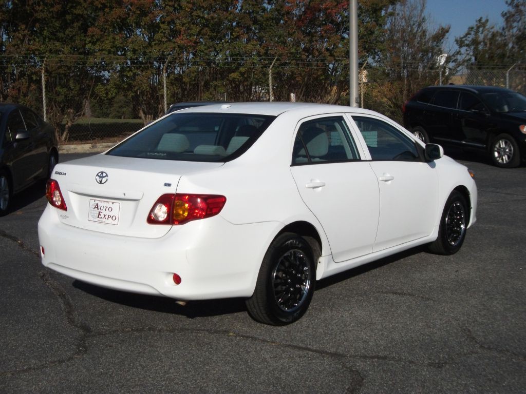 2010 Toyota Corolla Image 3