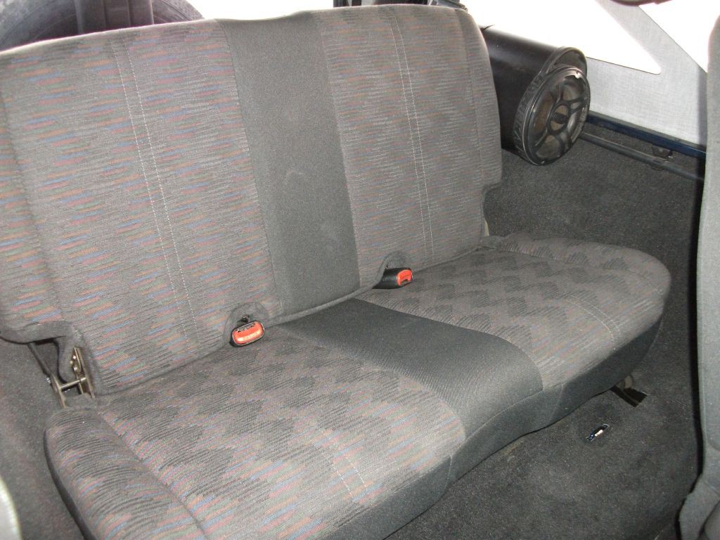 2004 Jeep Wrangler Image 13