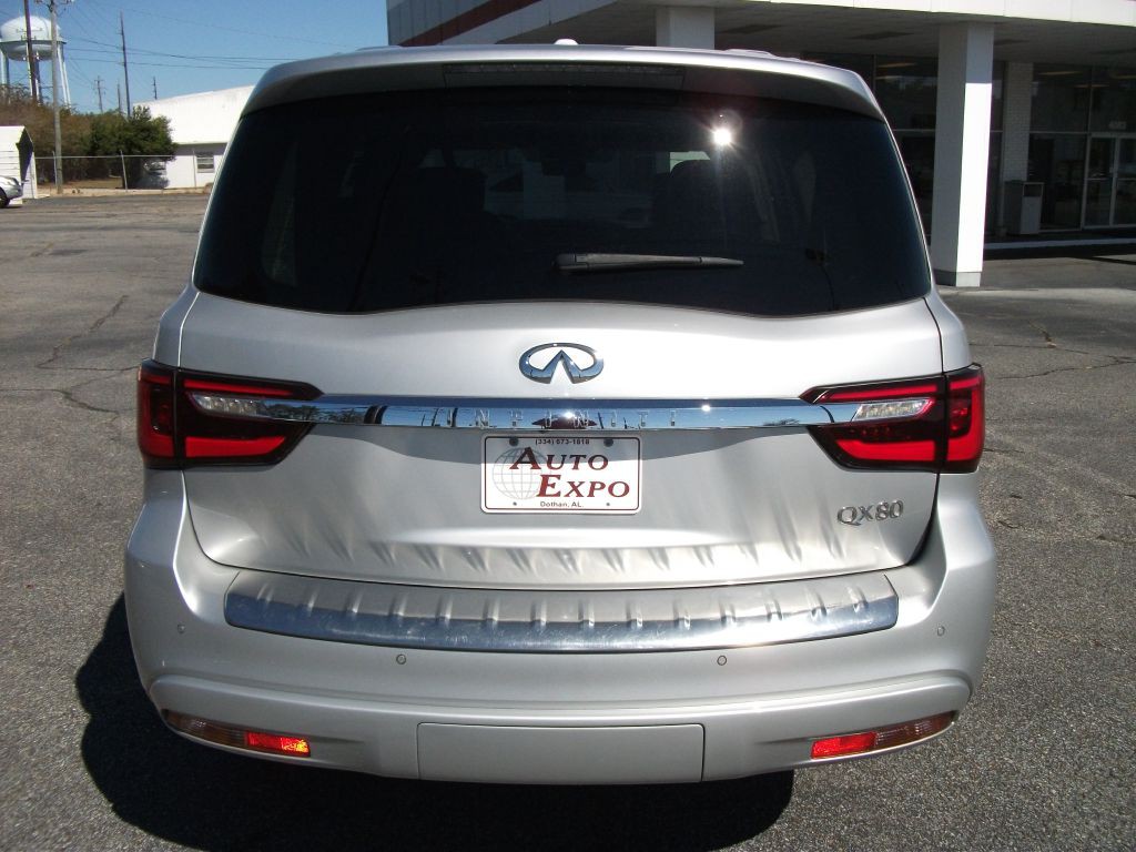 2019 INFINITI QX80 Image 8