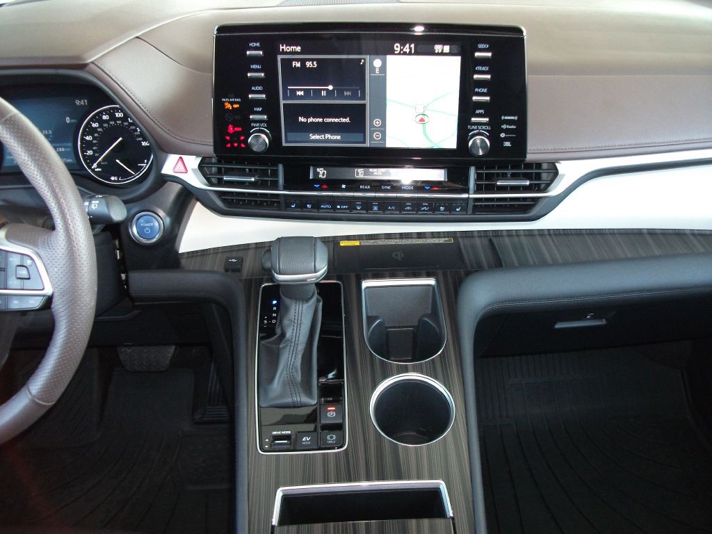 2024 Toyota Sienna Image 23