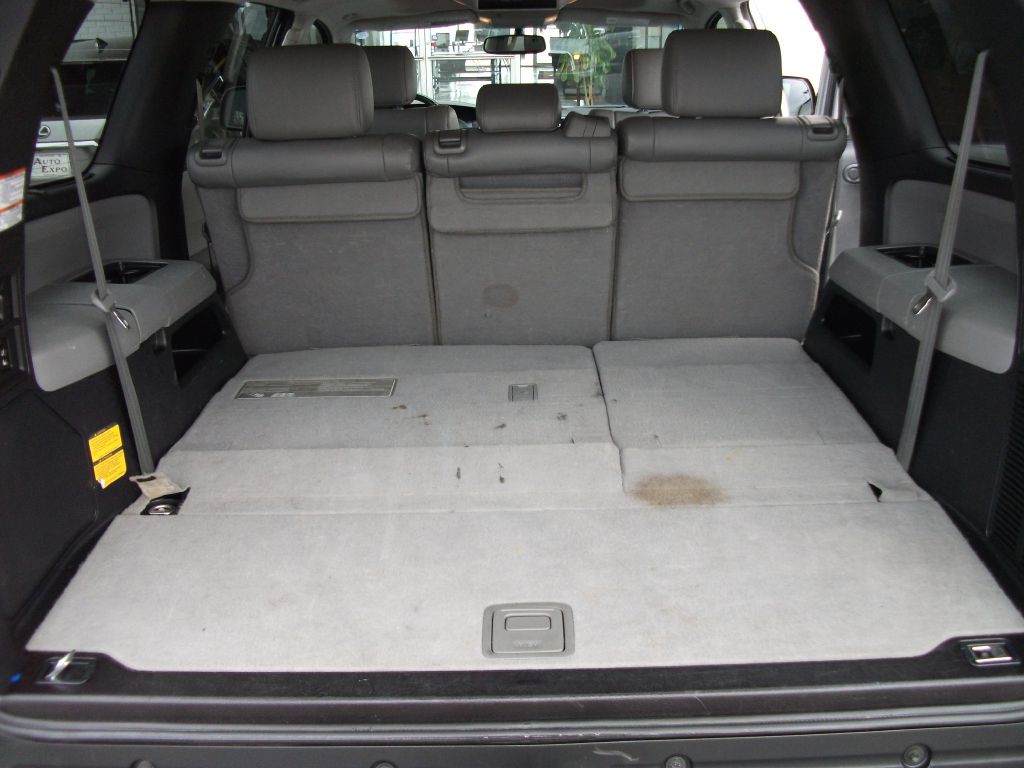 2015 Toyota Sequoia Image 16