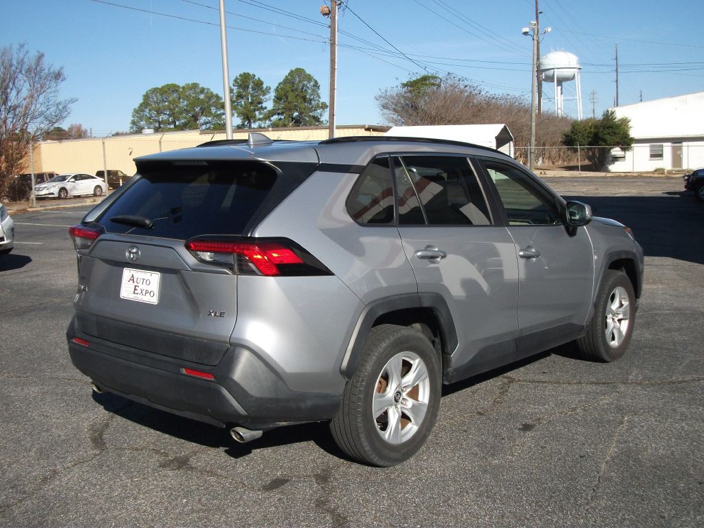2019 Toyota Rav4 Image 3
