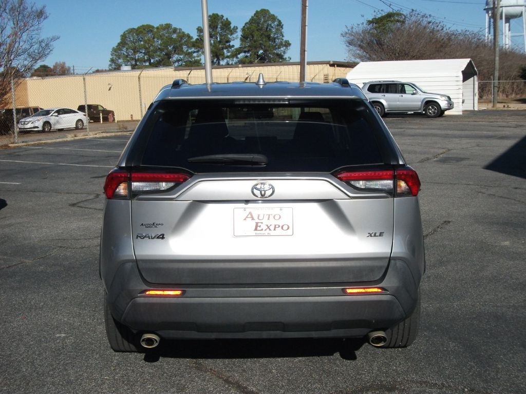 2019 Toyota Rav4 Image 8