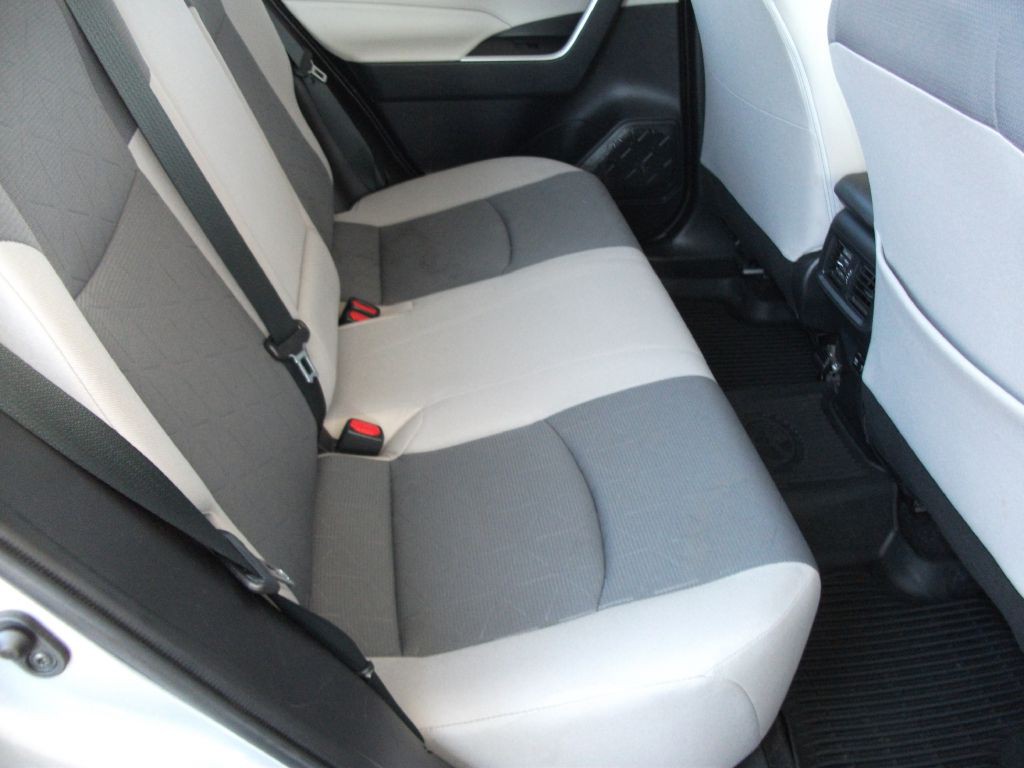 2019 Toyota Rav4 Image 14