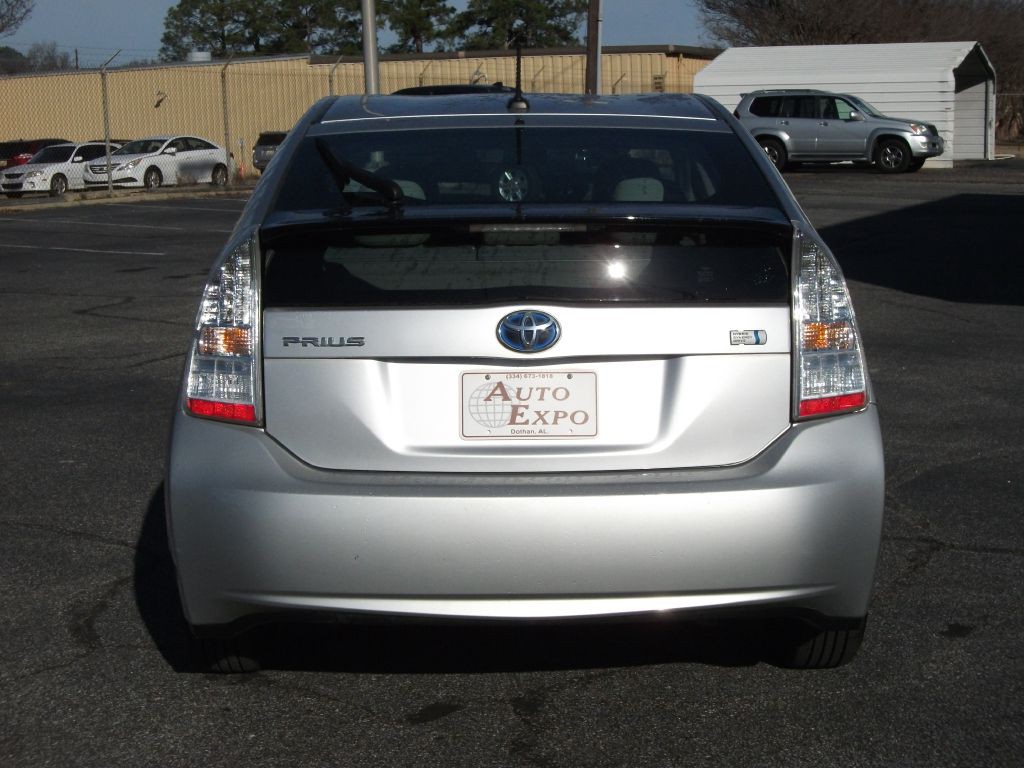2010 Toyota Prius Image 8