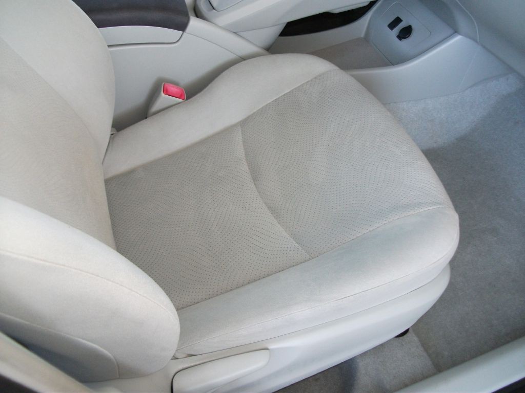 2010 Toyota Prius Image 11