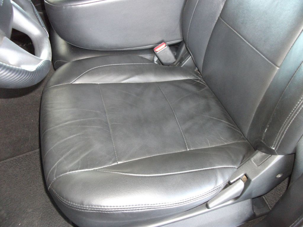 2015 Nissan Titan Image 9