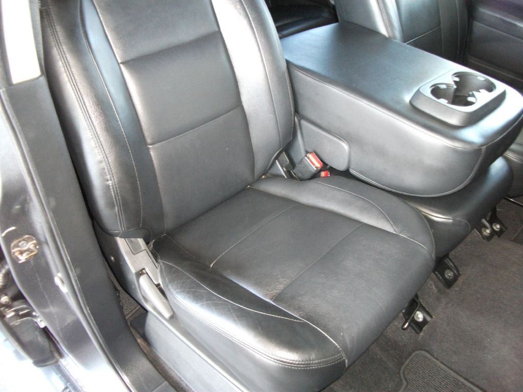 2015 Nissan Titan Image 12