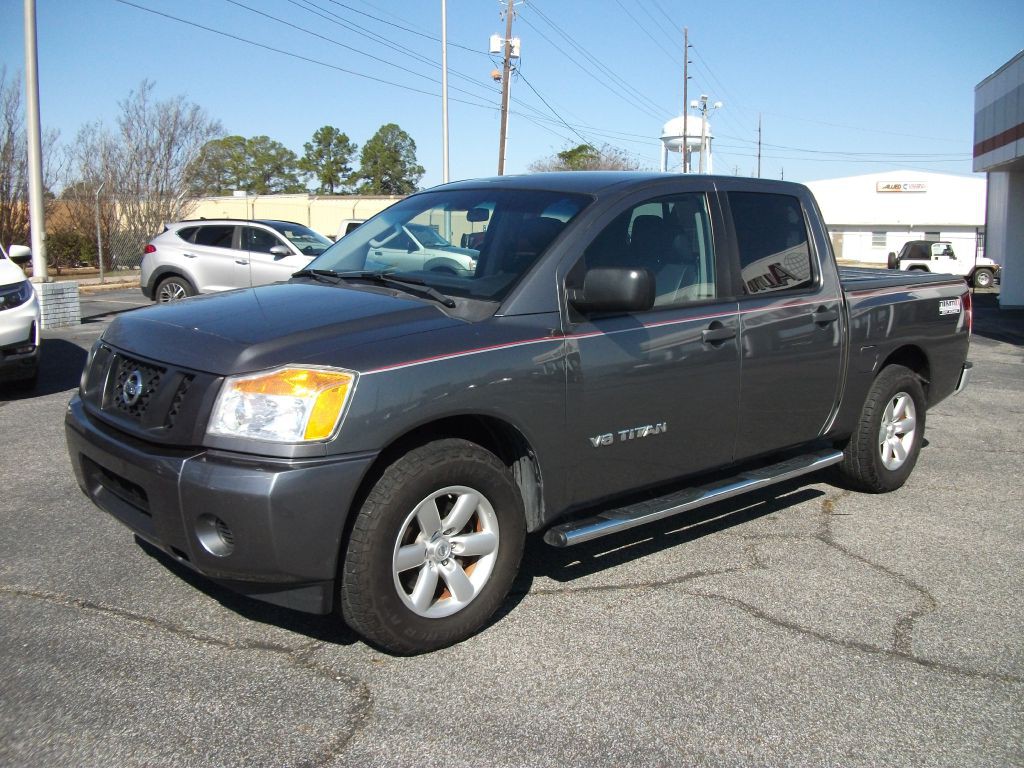 2015 Nissan Titan Image 4