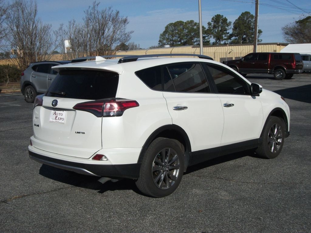 2018 Toyota Rav4 Image 3