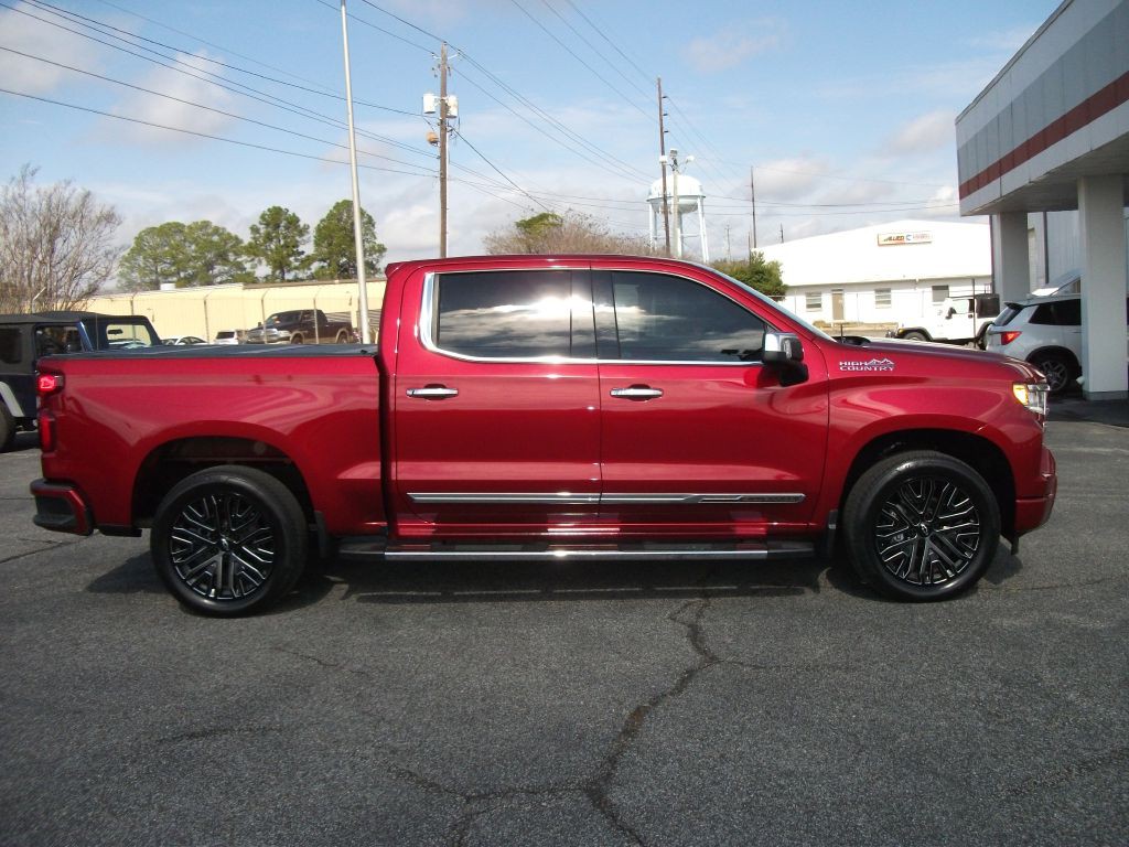 2022 Chevrolet Silverado 1500 Image 2
