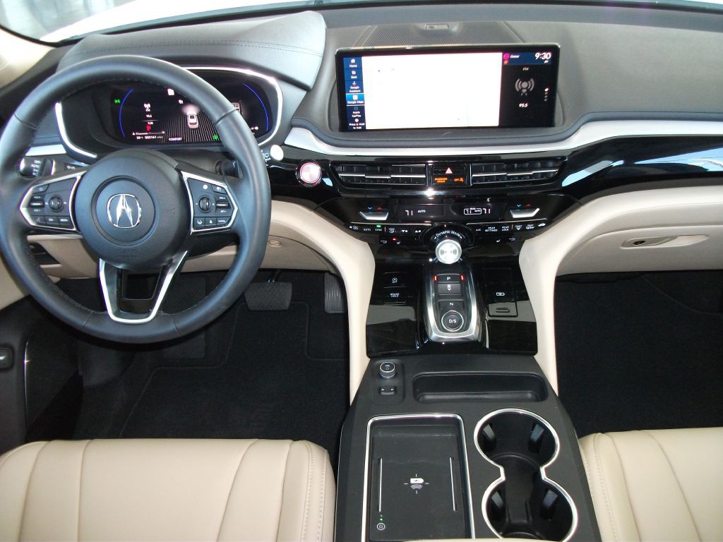 2025 Acura MDX Image 18