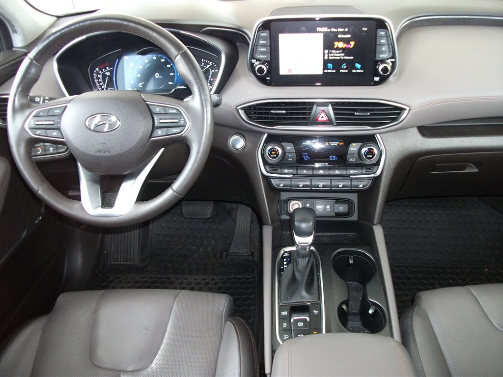 2020 Hyundai Santa Fe Image 16