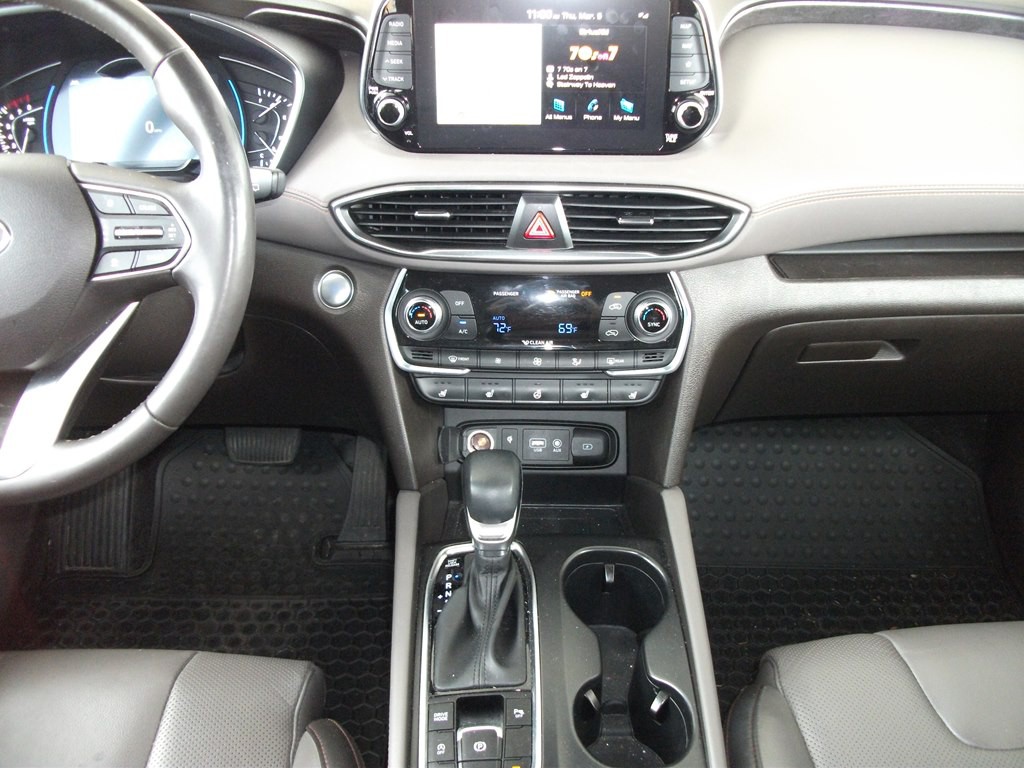 2020 Hyundai Santa Fe Image 21