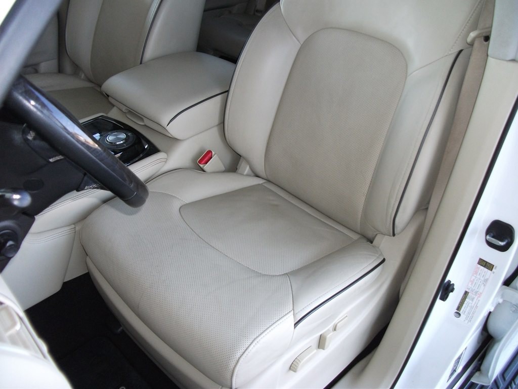 2020 INFINITI QX80 Image 11