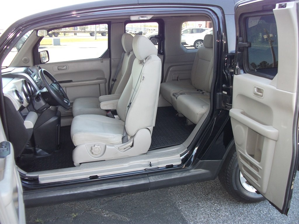 2011 Honda Element Image 15