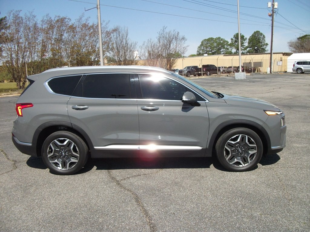 2021 Hyundai Santa Fe Image 2