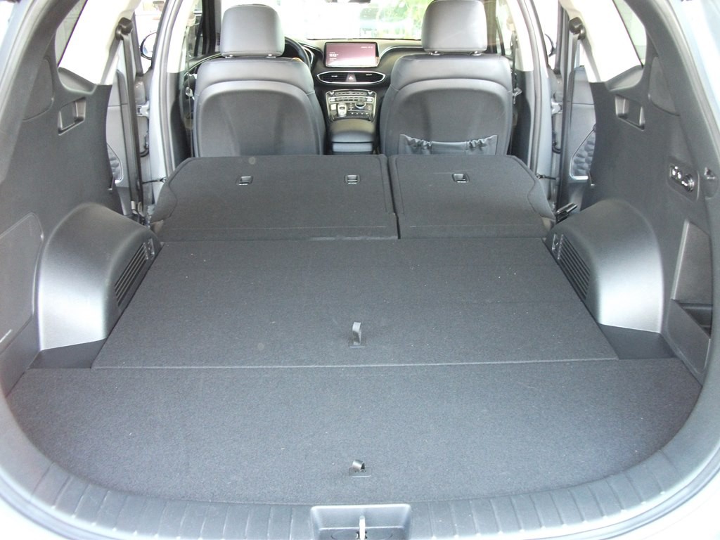 2021 Hyundai Santa Fe Image 16