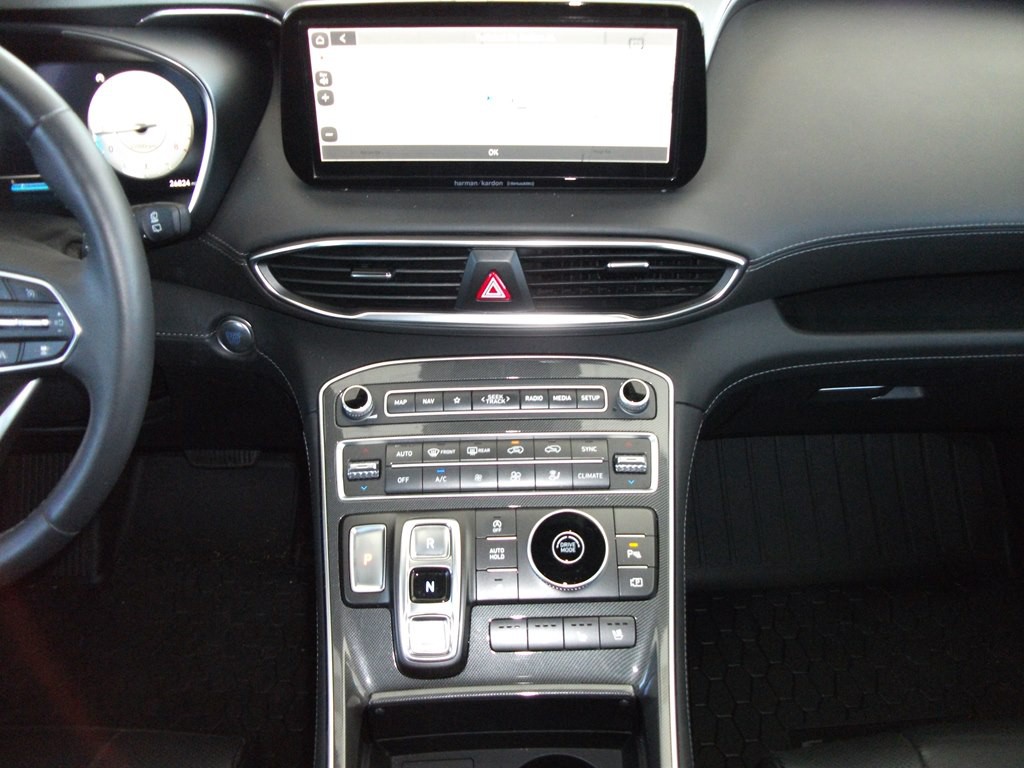 2021 Hyundai Santa Fe Image 22
