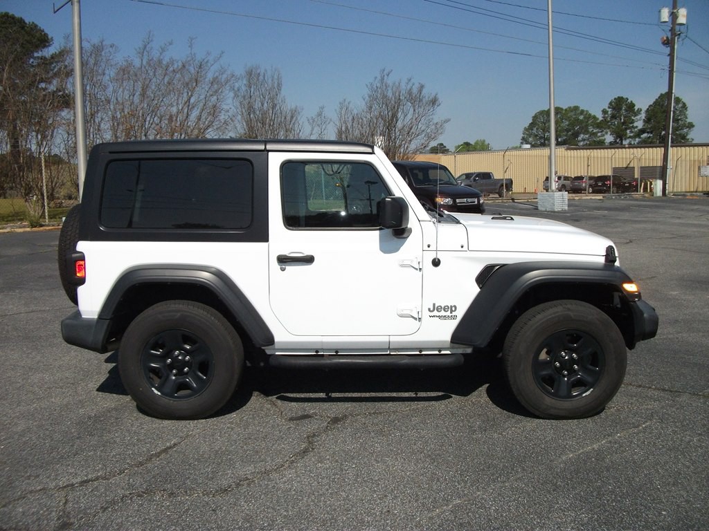 2019 Jeep Wrangler Image 2