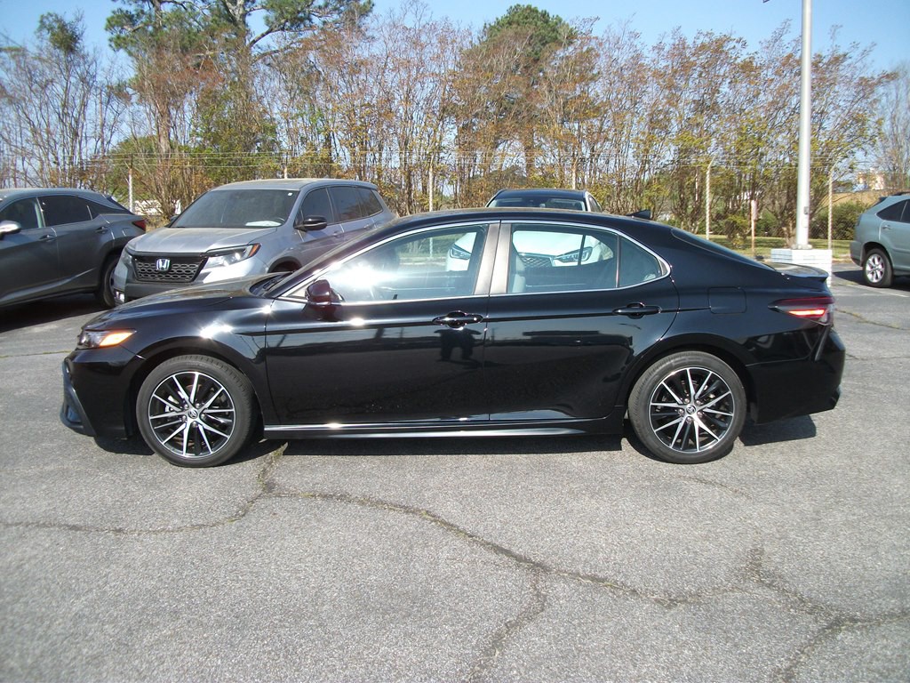 2022 Toyota Camry Image 5