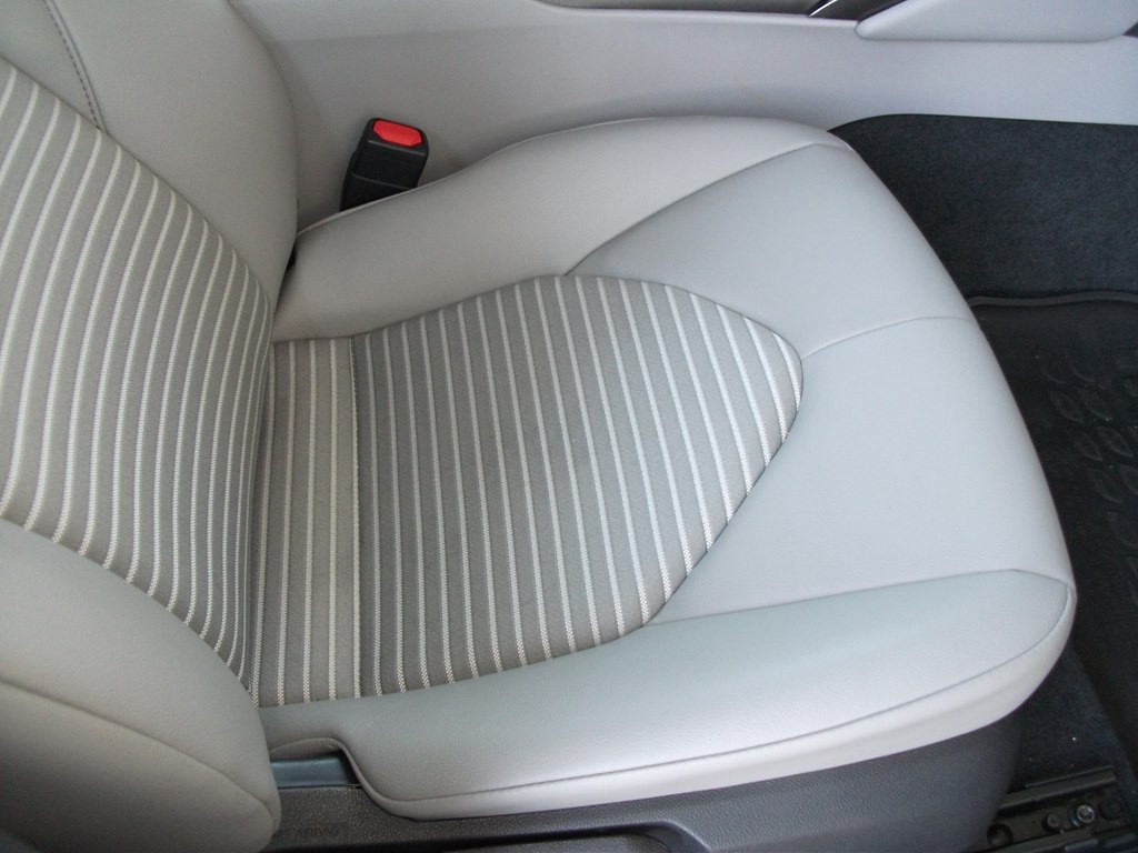 2022 Toyota Camry Image 12