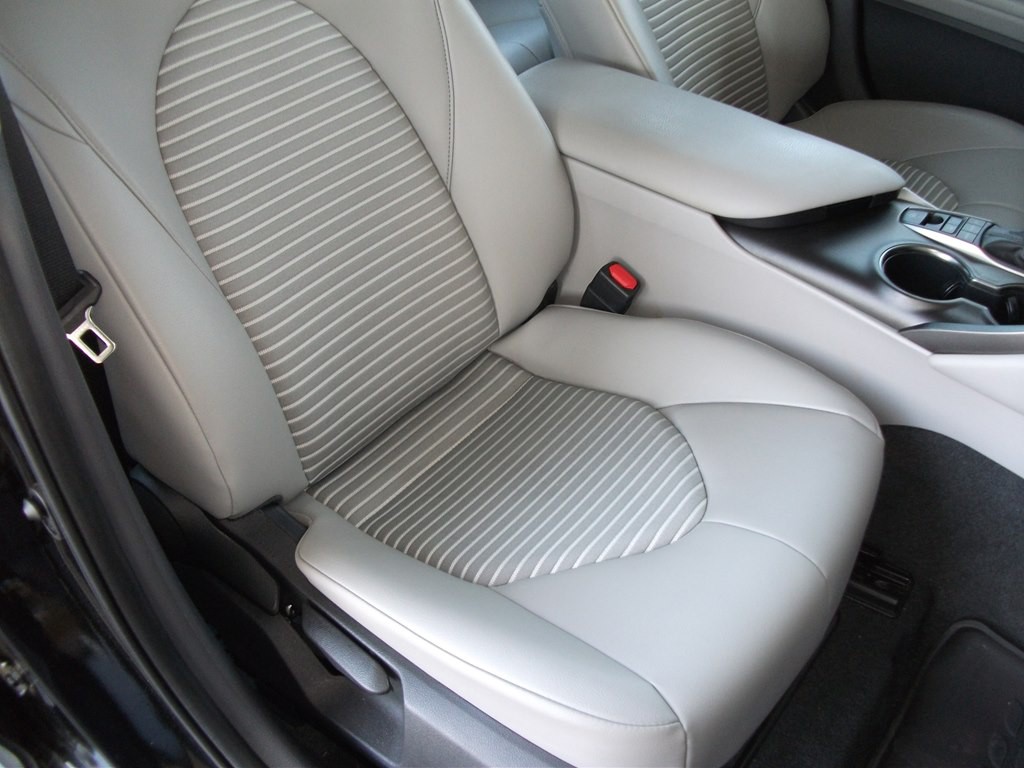 2022 Toyota Camry Image 13