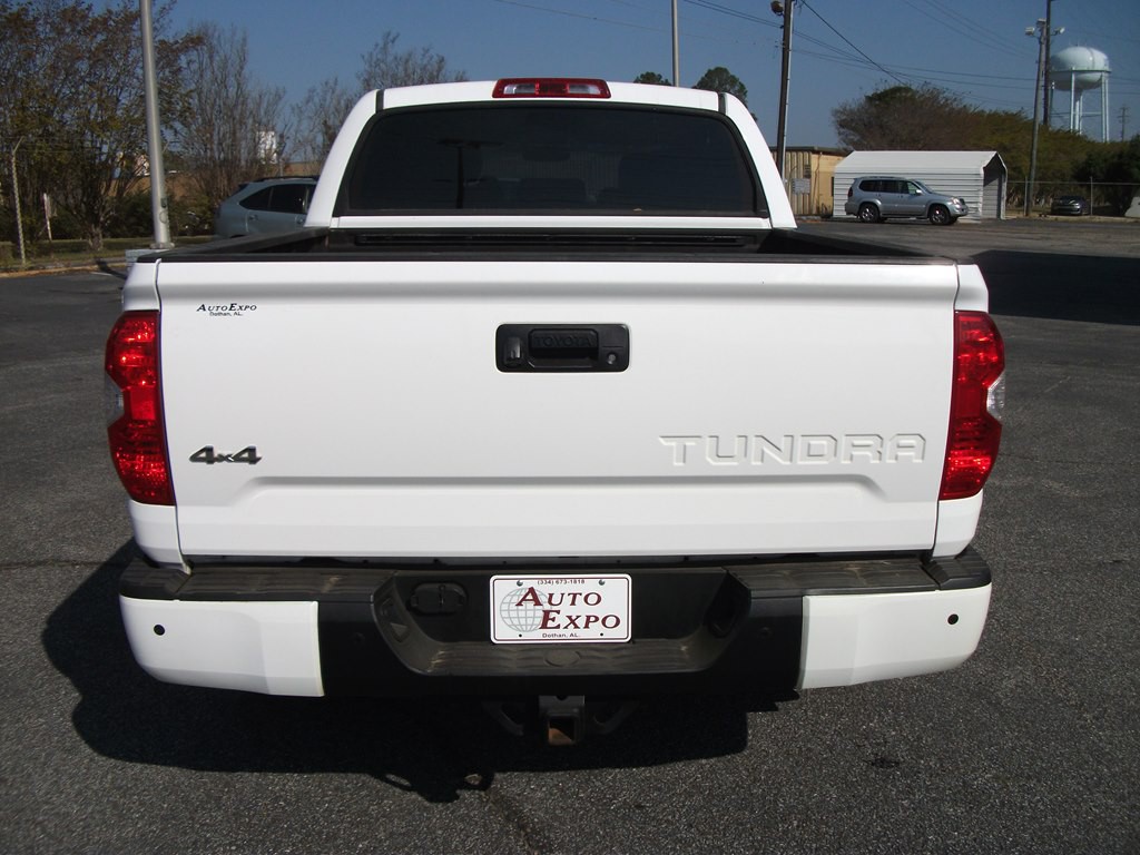 2015 Toyota Tundra Image 8