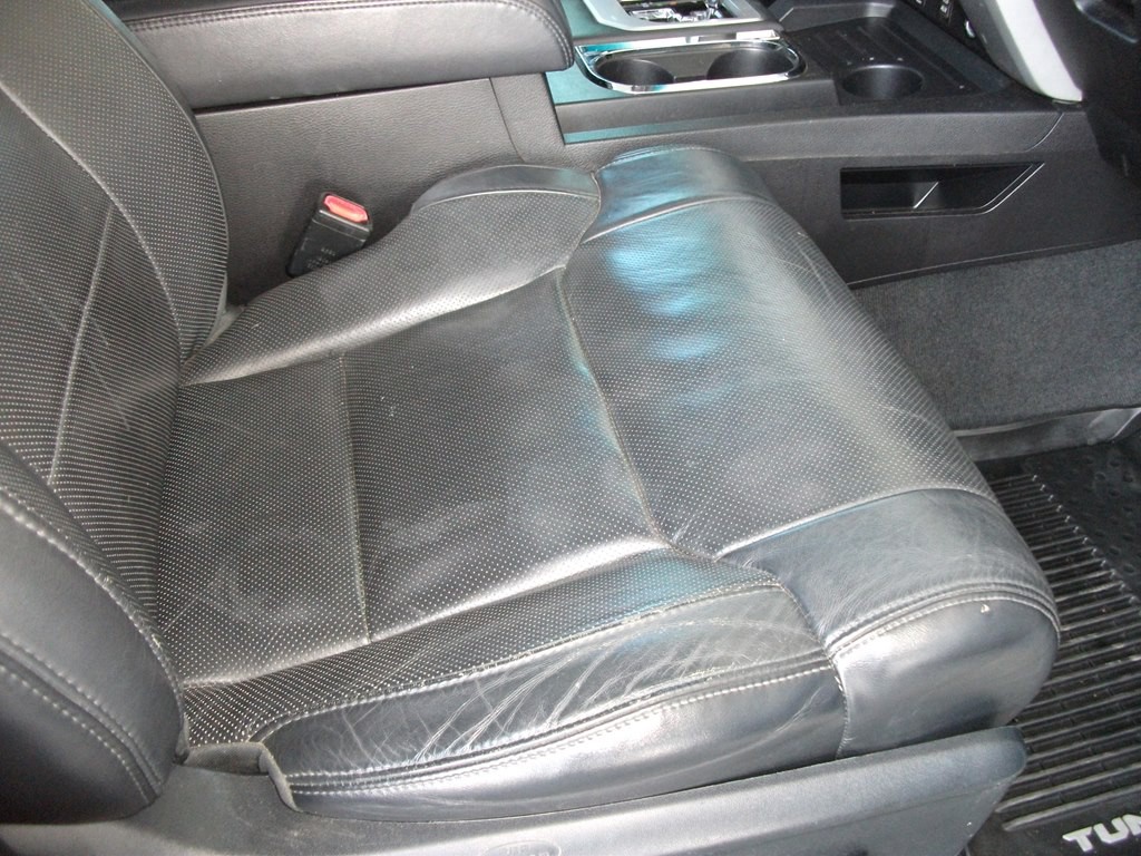 2015 Toyota Tundra Image 12