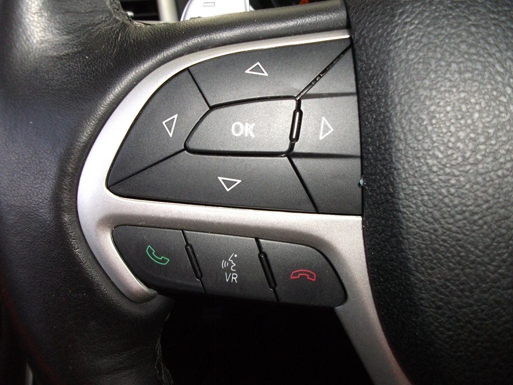 2016 Jeep Grand Cherokee Image 21