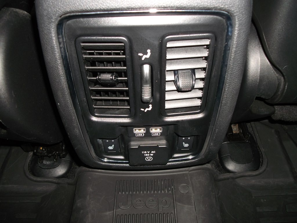 2016 Jeep Grand Cherokee Image 28