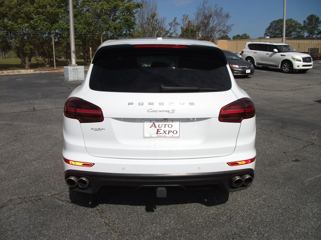 2018 Porsche Cayenne Image 8