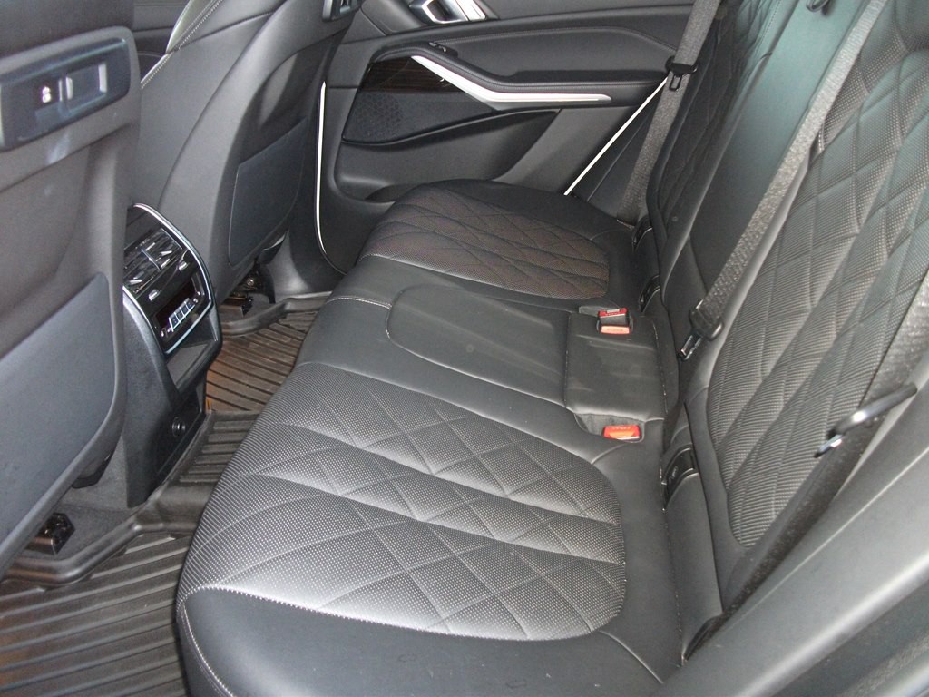 2023 BMW X5 Image 13