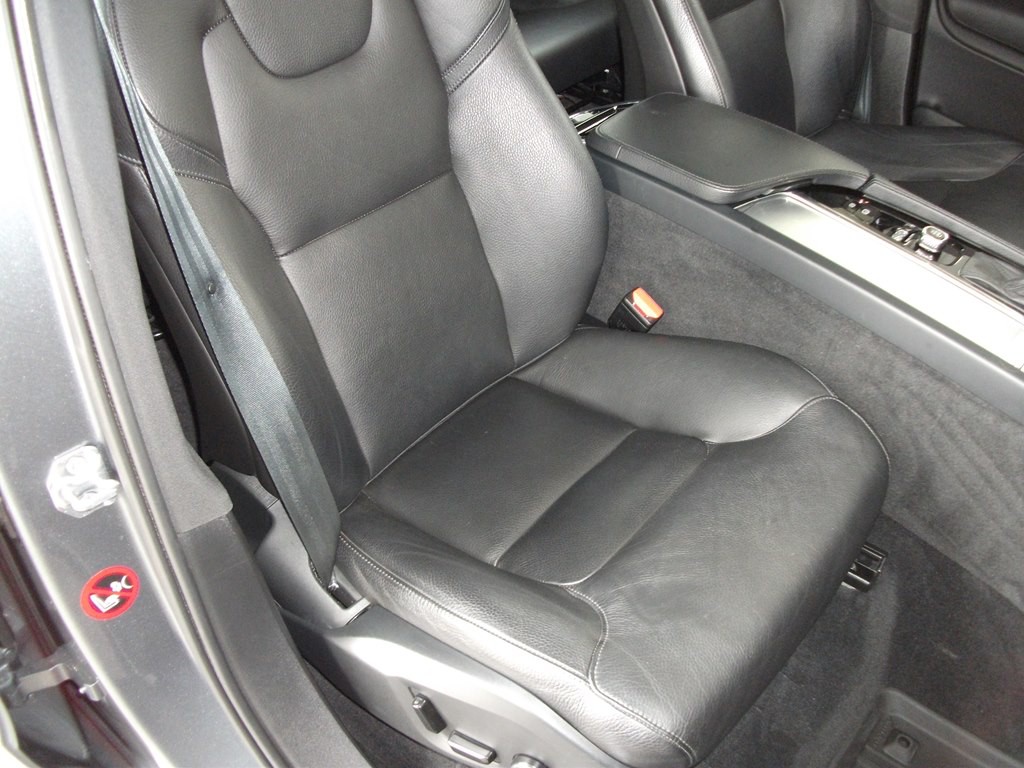 2018 Volvo XC90 Image 13