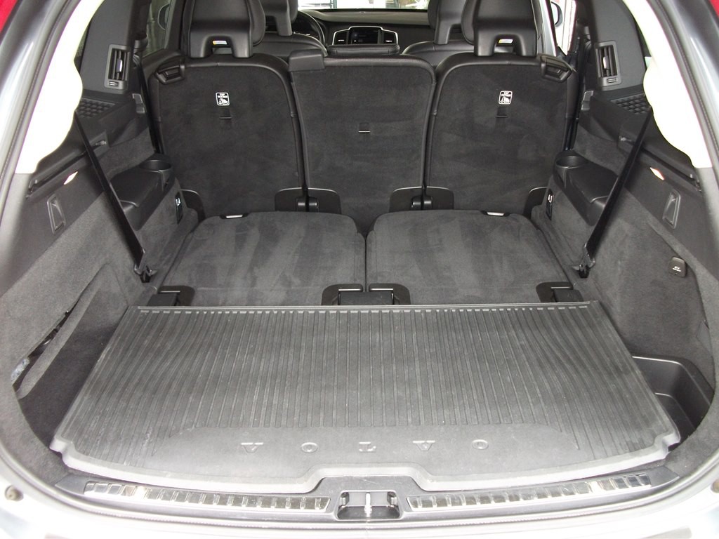 2018 Volvo XC90 Image 17