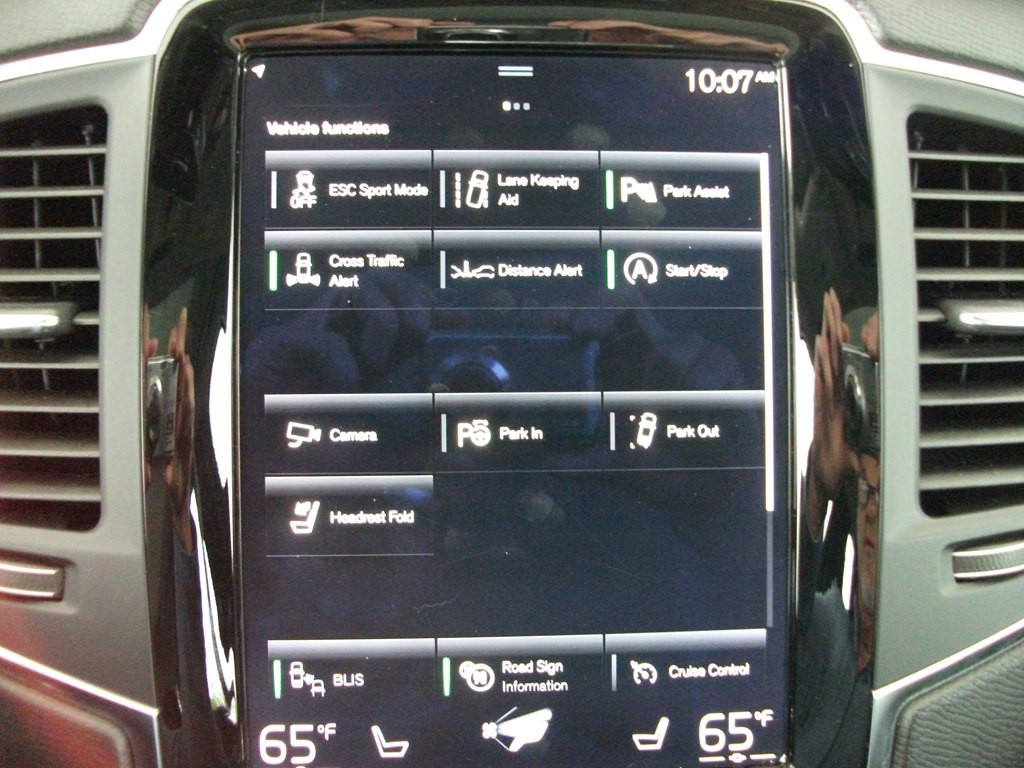 2018 Volvo XC90 Image 23