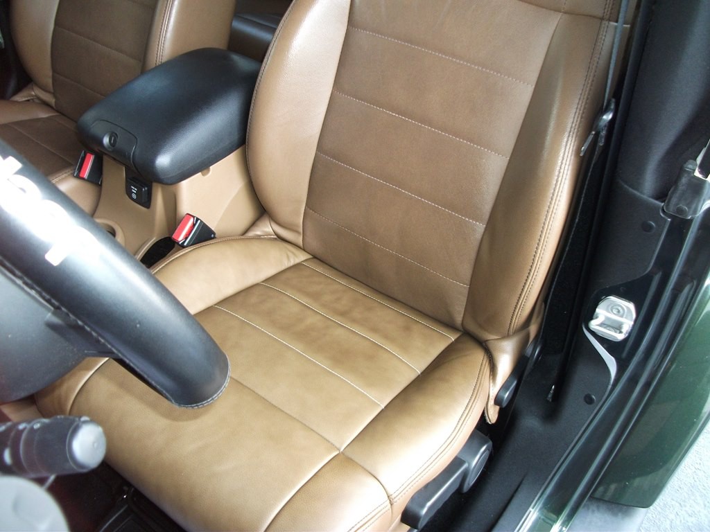 2012 Jeep Wrangler Image 11