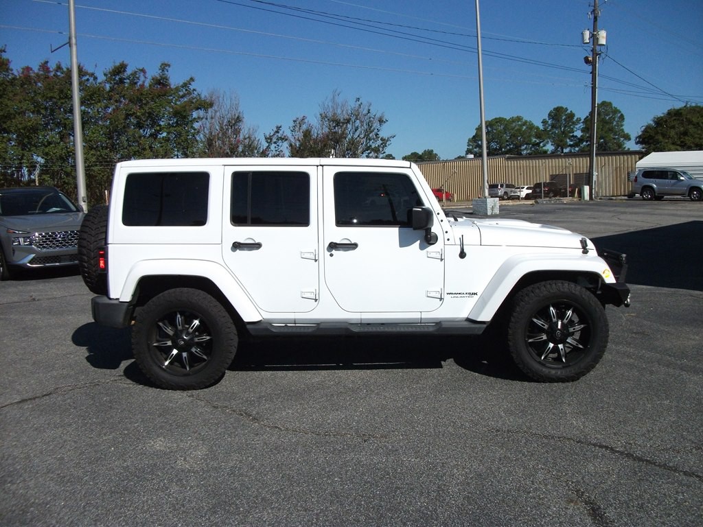 2018 Jeep Wrangler Unlimited Image 2
