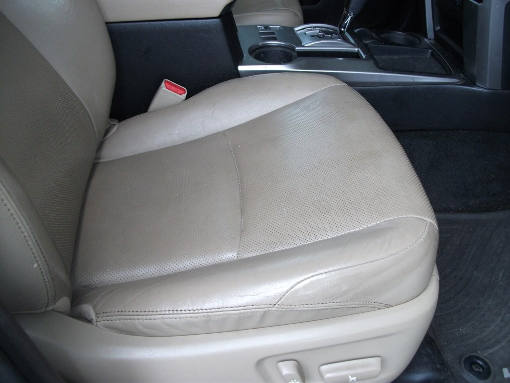 2016 Toyota 4Runner Image 11