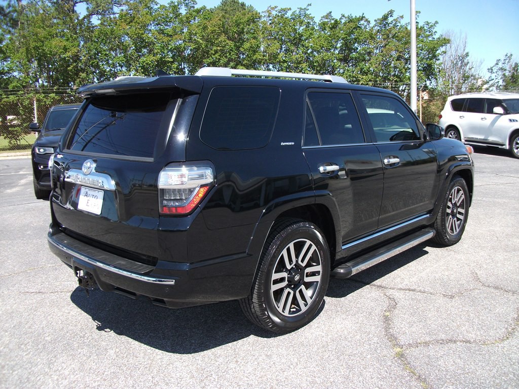 2016 Toyota 4Runner Image 3