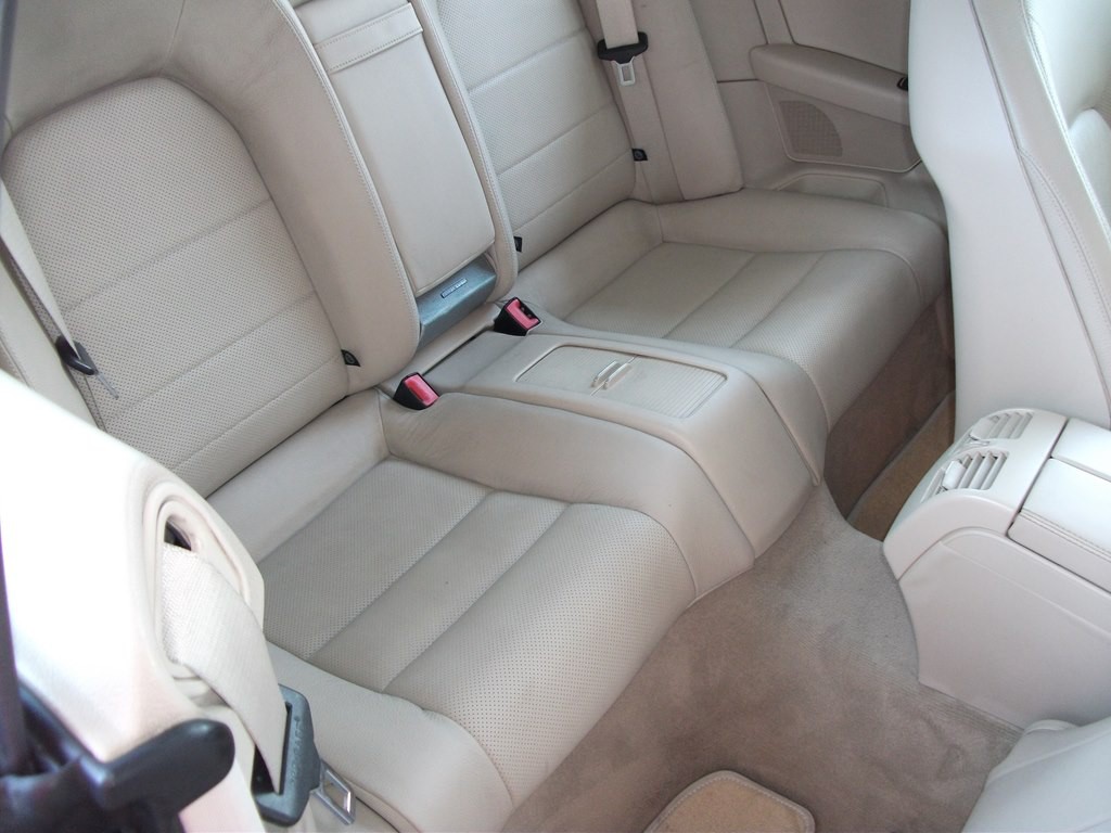 2017 Mercedes-Benz E-Class Image 14