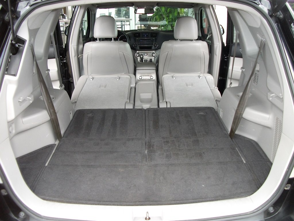 2013 Toyota Highlander Image 17