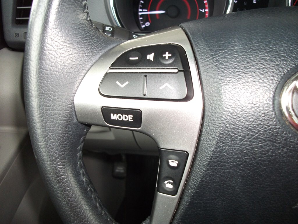 2013 Toyota Highlander Image 21