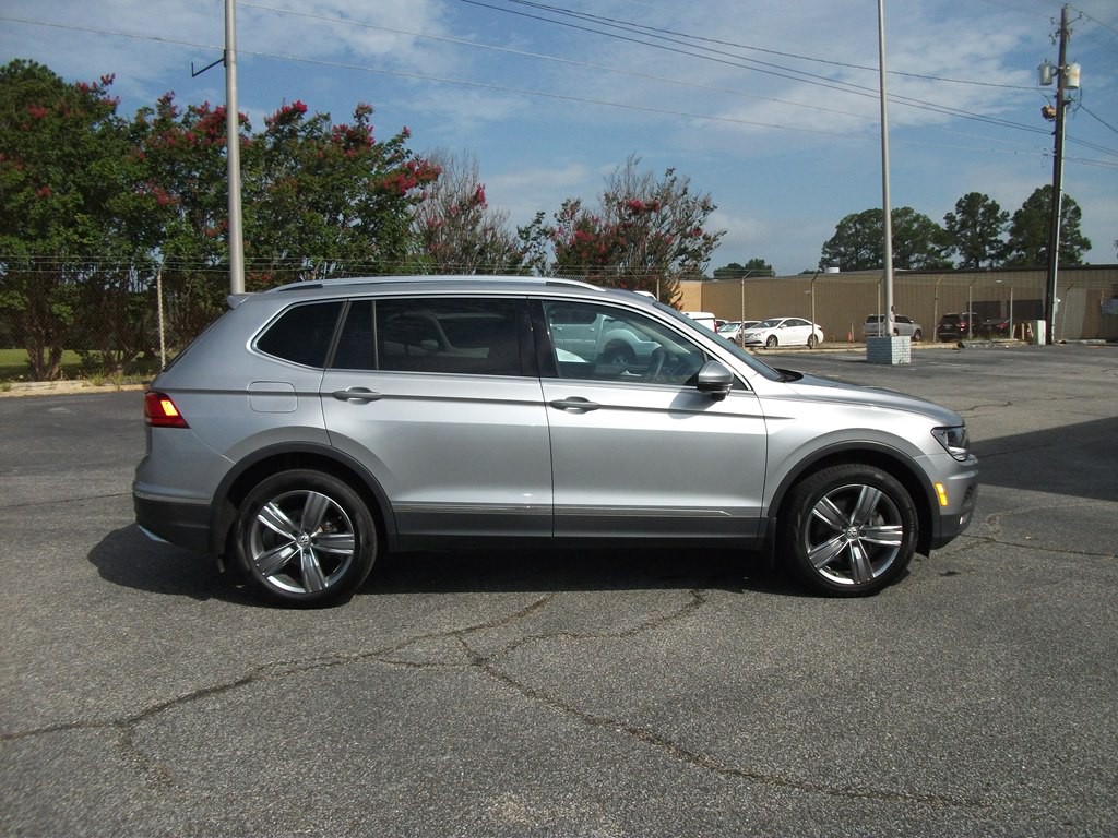 2021 Volkswagen Tiguan Image 2