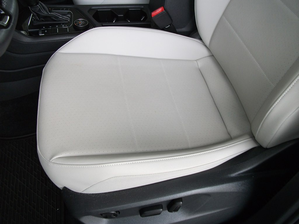 2021 Volkswagen Tiguan Image 10