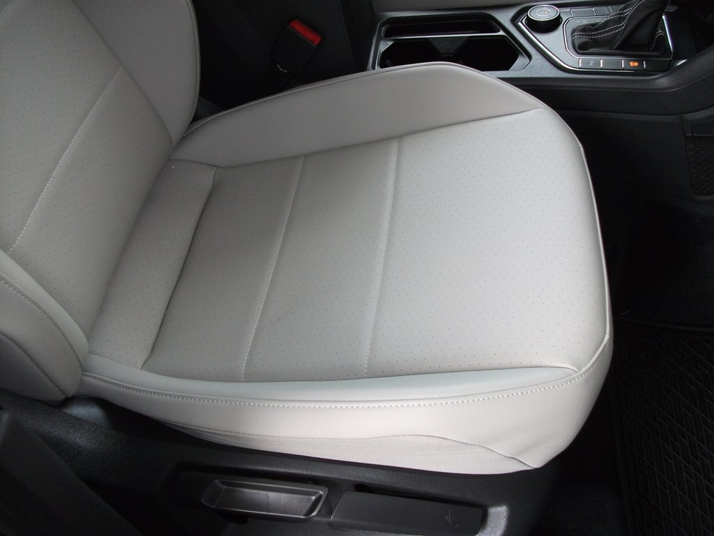 2021 Volkswagen Tiguan Image 12